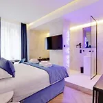 Amazing Bedroom With Jacuzzi - 2P - Chatelet
